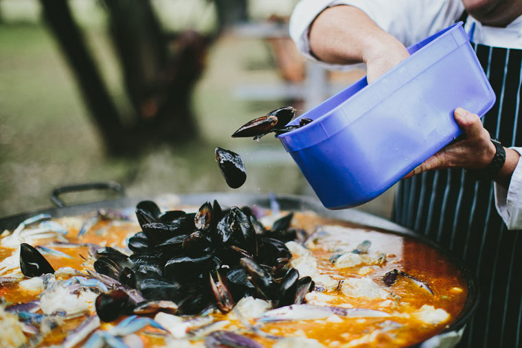Lorne mussels paella cater and co photography