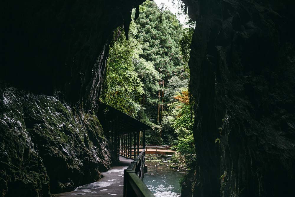 akiyoshido-cave-japan-yamaguchi