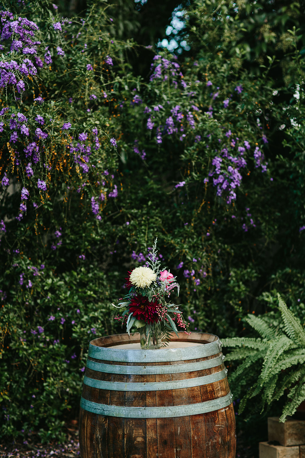 mildura-backyard-wedding-flower-decoration