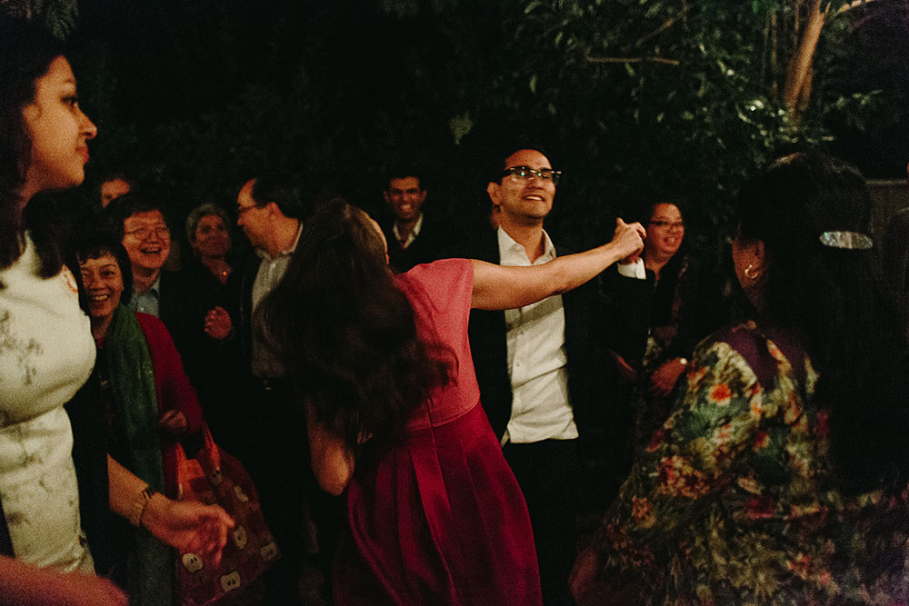 mildura-backyard-wedding-dance-floor