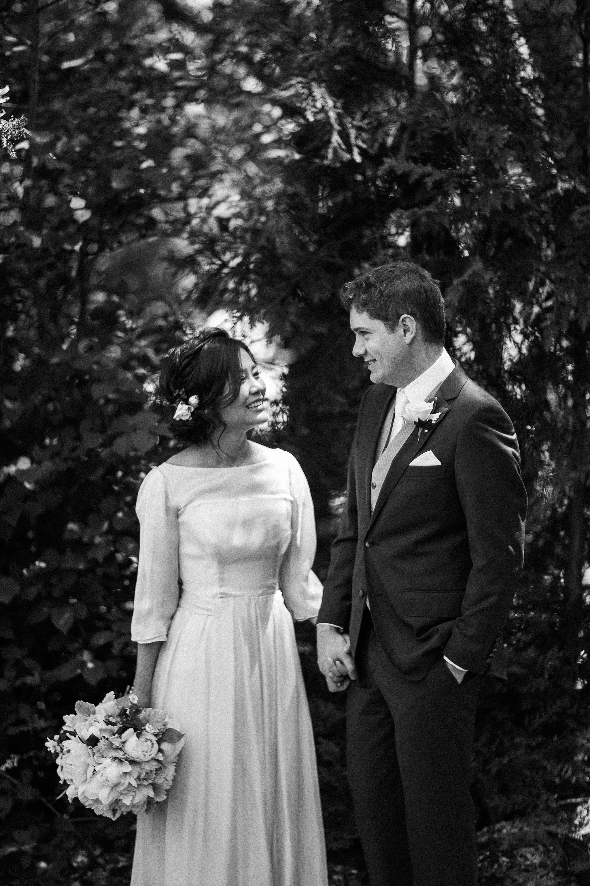 Daylesford-Lake-House-Wedding-Photography-bride-groom-portrait