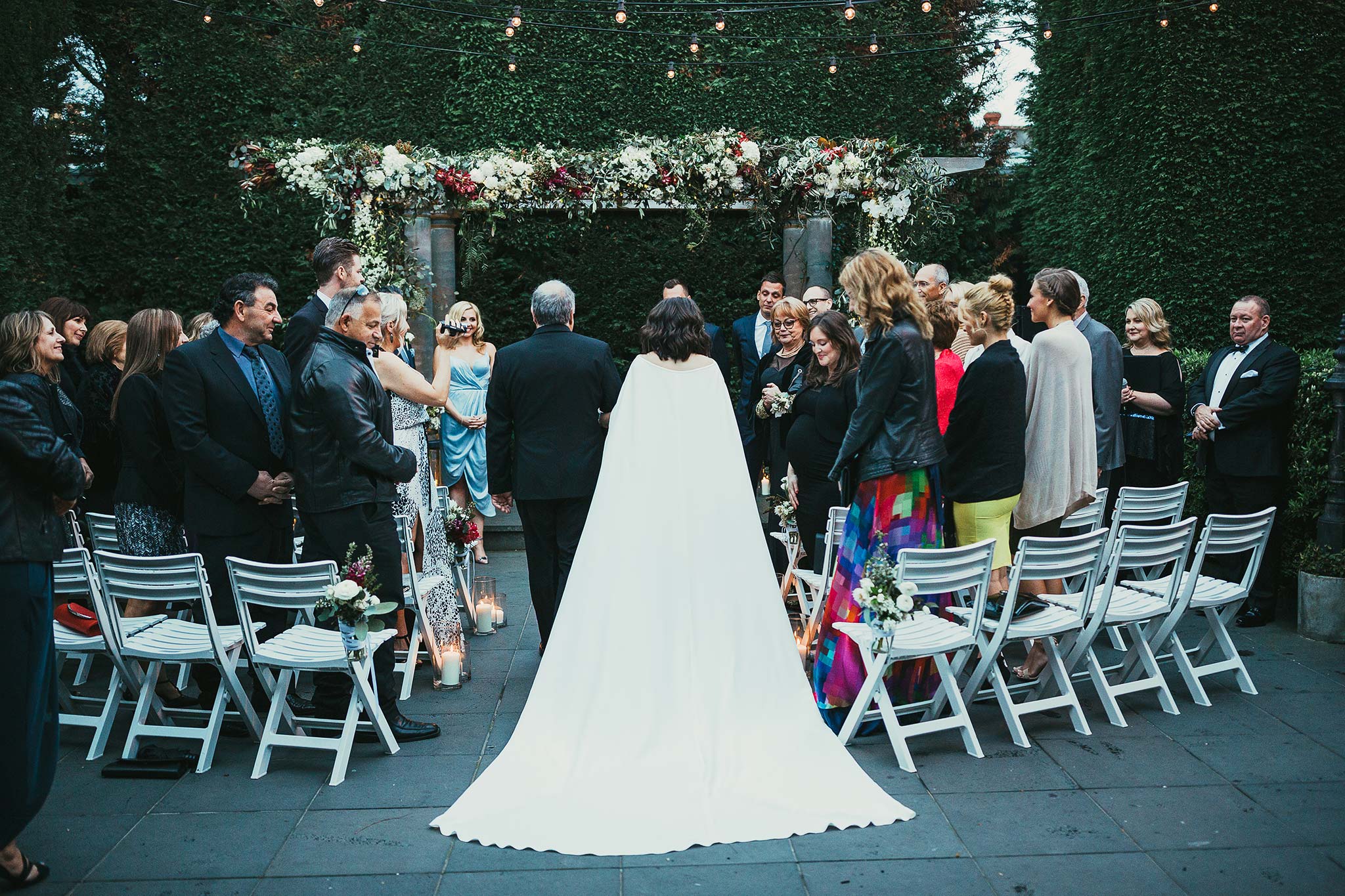 quat-quatta-night-wedding-ceremony-bridal-entrance
