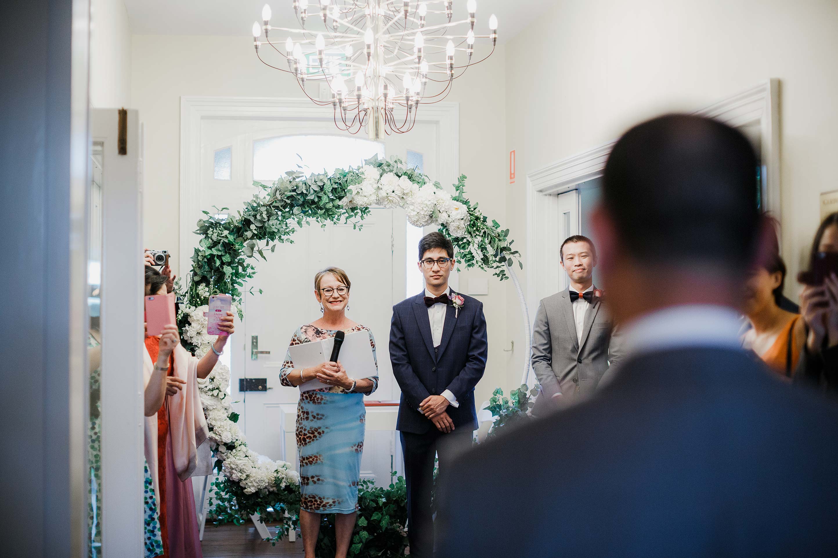 Melbourne-Botanical-Gardens-House-Ceremony-Wedding-Arrival-groom