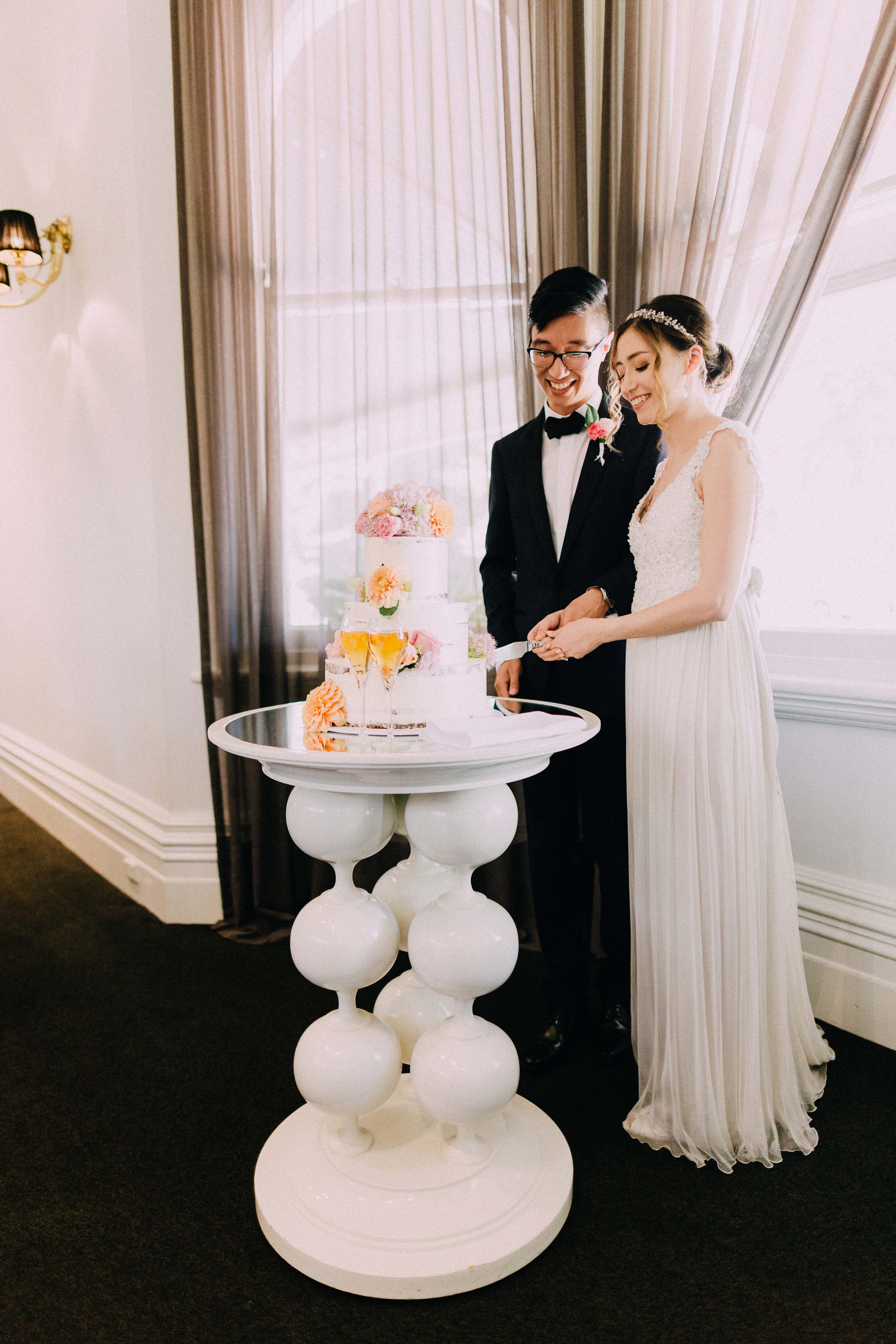 Melbourne-ripponlea-wedding-photographer-quat-quatta-lunch-reception-cake