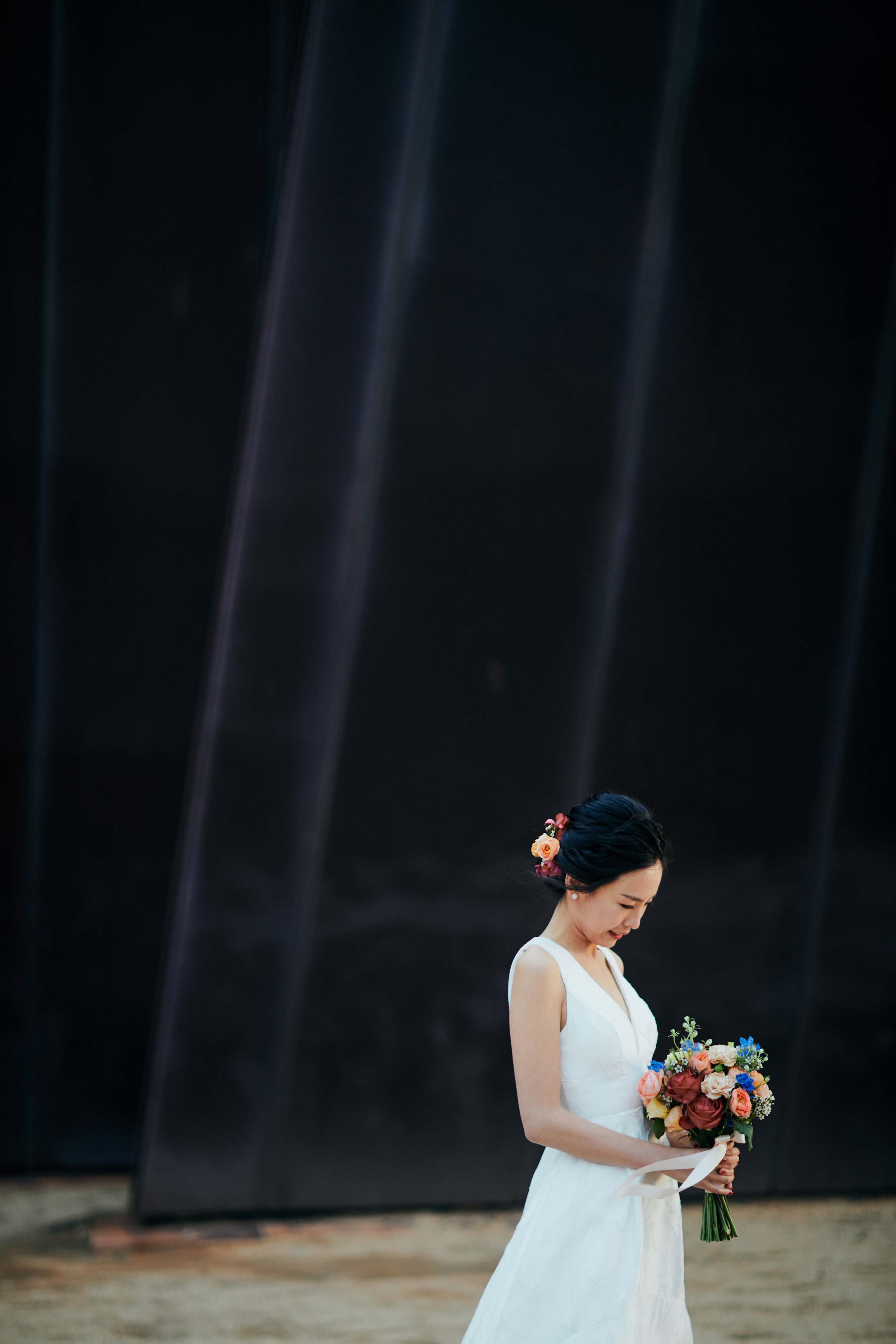 Melbourne-Wedding-Photographer-Kettle-Black-ACCA-bride-bouquet