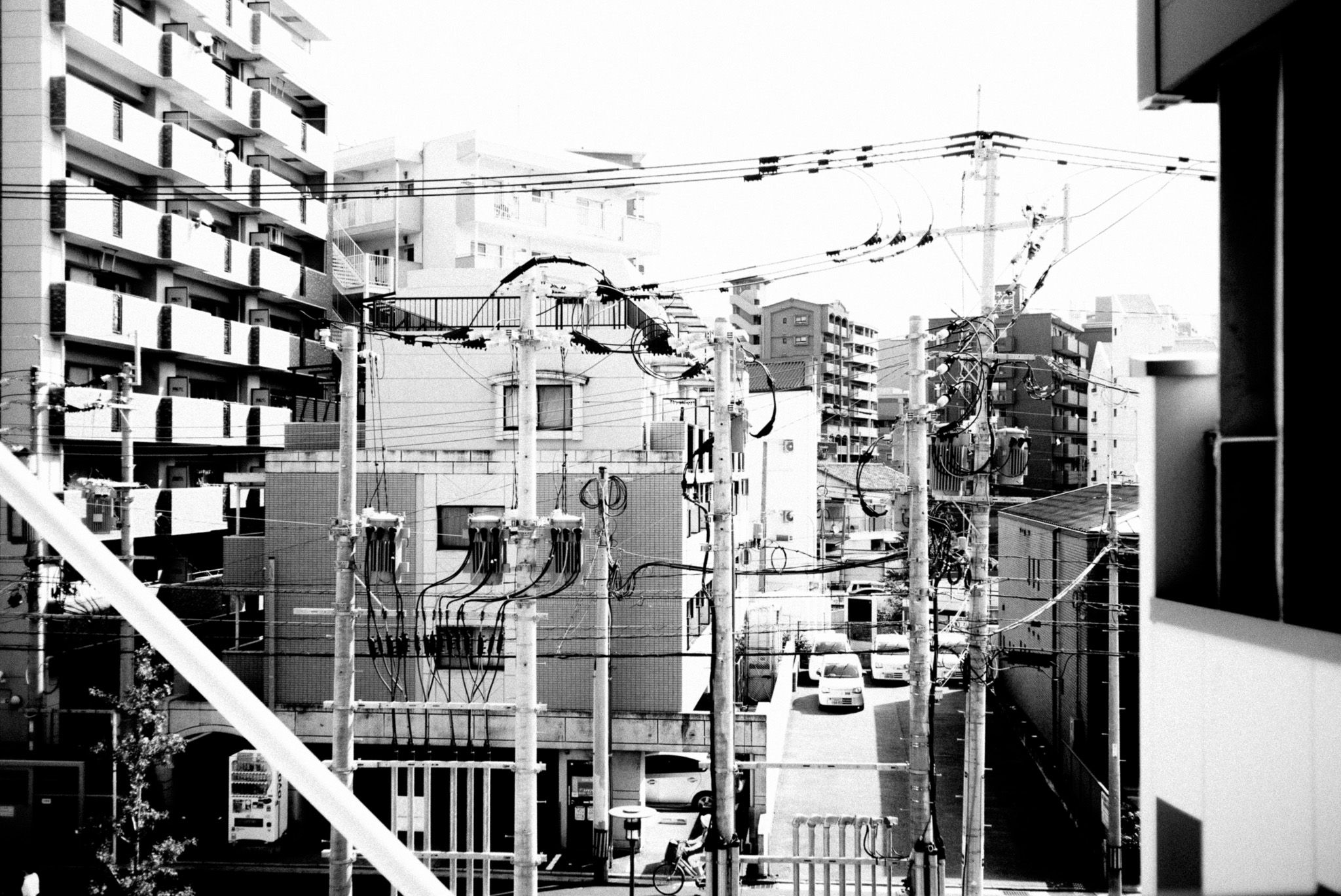 ropponmatsu fukuoka city wires street poles